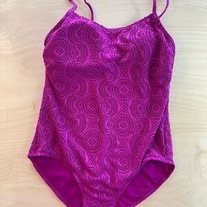 Catalina One Piece Swim Suit size Medium (8-10) (DT)